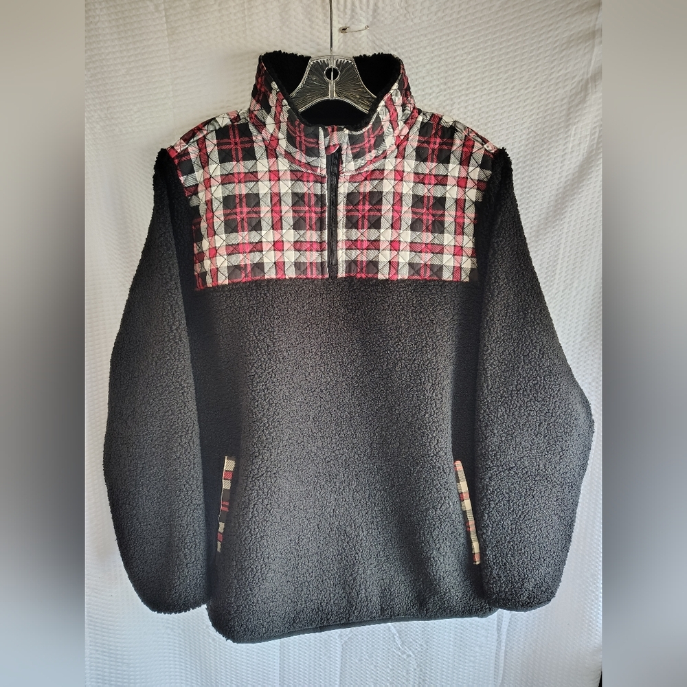 VERA BRADLEY XL Black Red White Fireplace Plaid Teddy Fleece Pullover Women